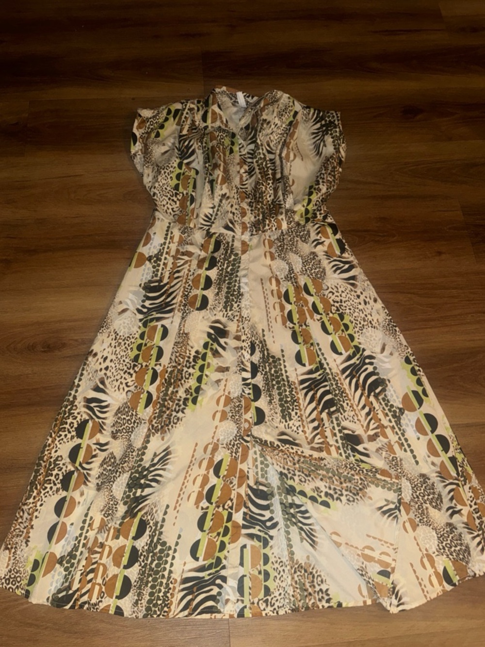 LIVE 4 TRUTH Women's Shirt Dress - Animal Print Size XL